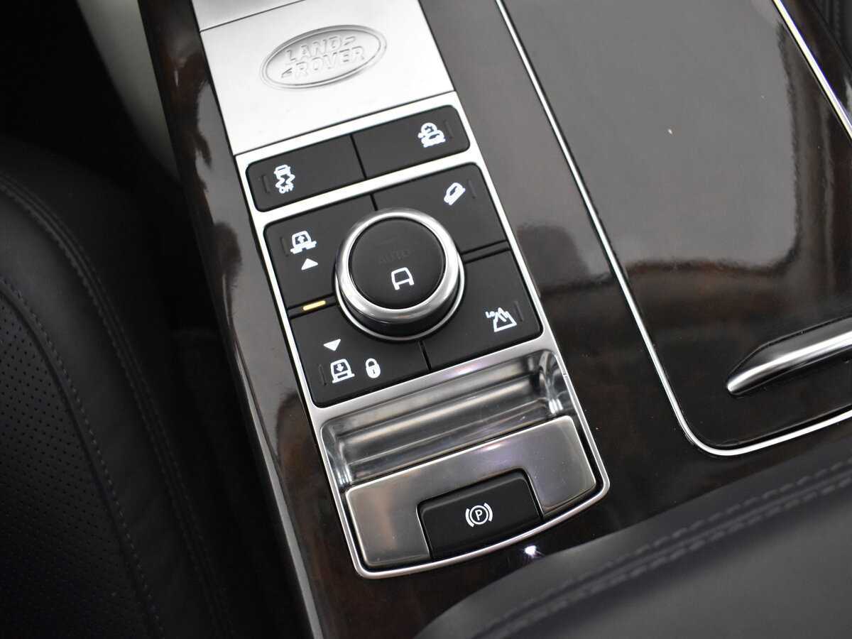 Land Rover Range Rover с пробегом — 2020 год. Фото: #20