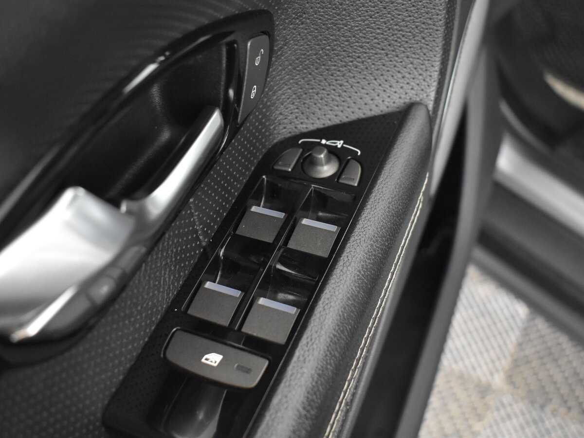 Land Rover Range Rover Evoque с пробегом — 2013 год. Фото: #8