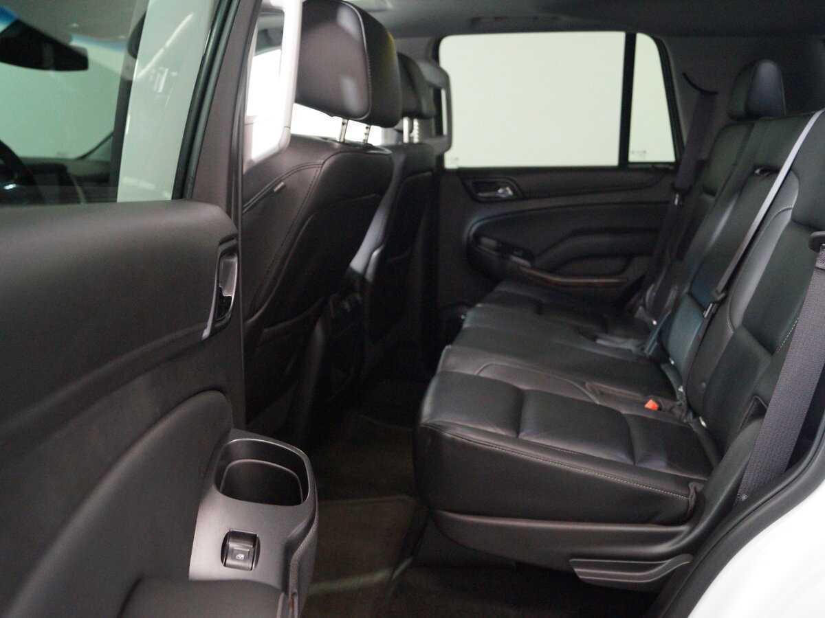 Chevrolet Tahoe с пробегом — 2016 год. Фото: #7