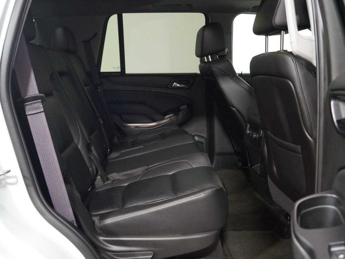 Chevrolet Tahoe с пробегом — 2016 год. Фото: #9