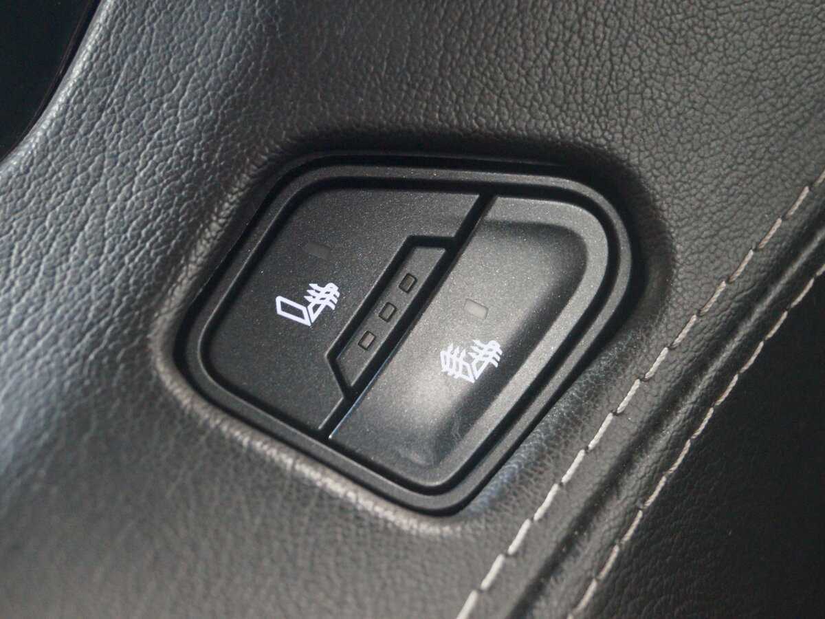 Chevrolet Tahoe с пробегом — 2016 год. Фото: #21