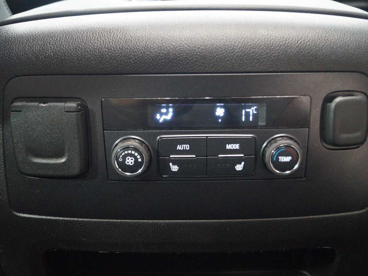 Chevrolet Tahoe с пробегом — 2016 год. Фото: #29