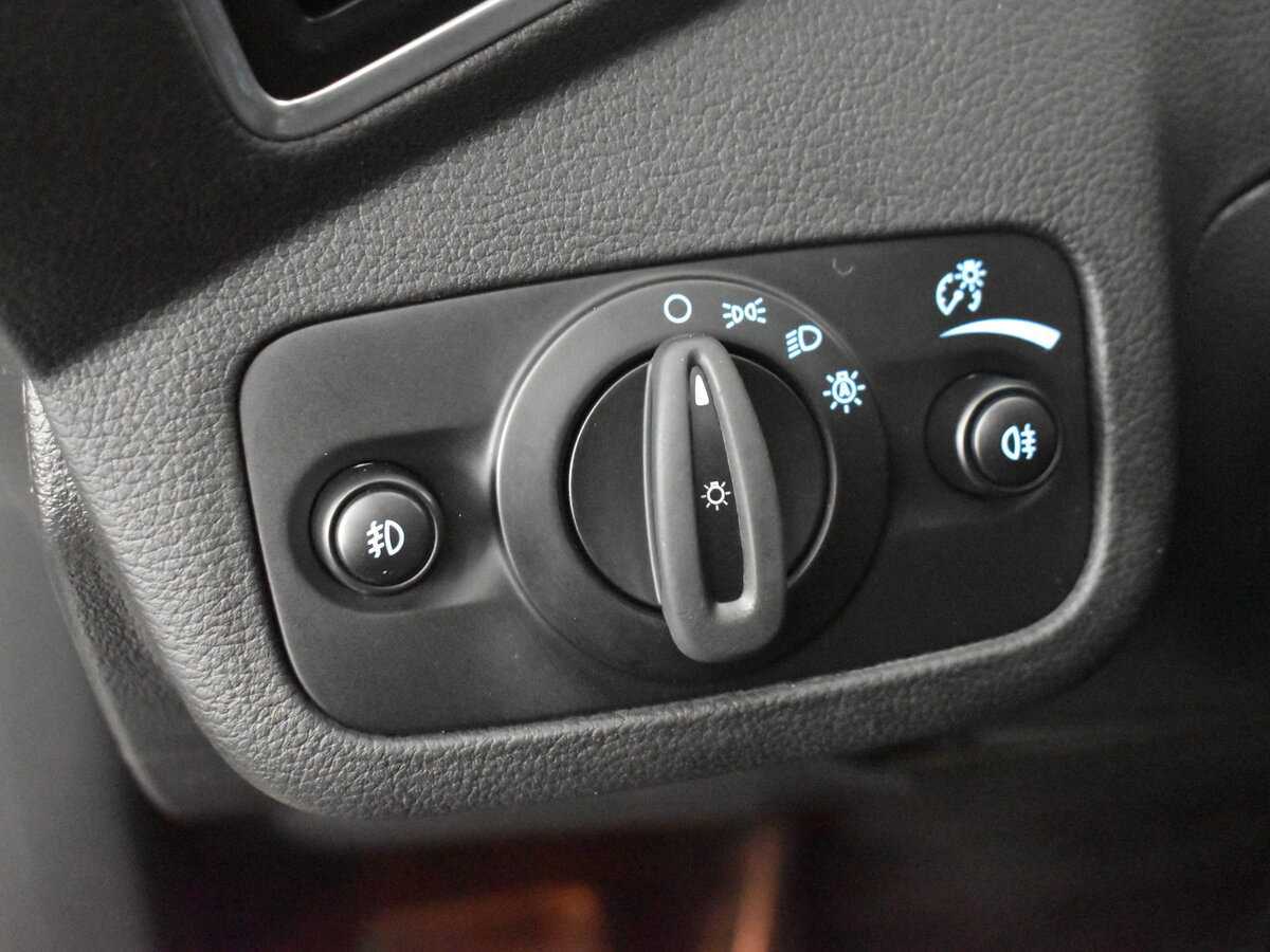 Ford Kuga с пробегом — 2014 год. Фото: #11