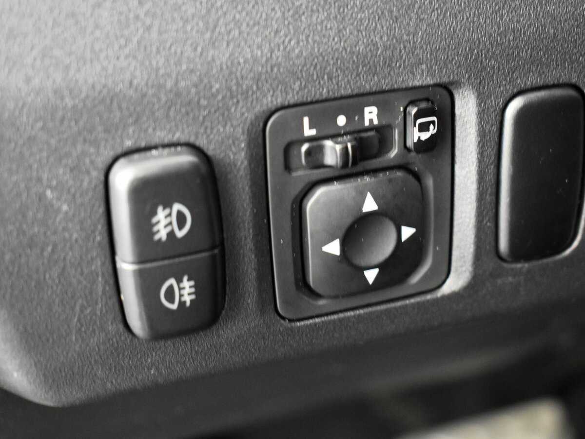 Mitsubishi Pajero с пробегом — 2007 год. Фото: #7