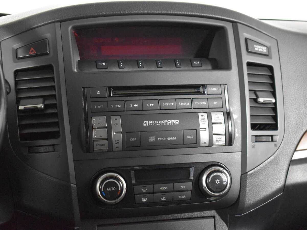 Mitsubishi Pajero с пробегом — 2007 год. Фото: #13