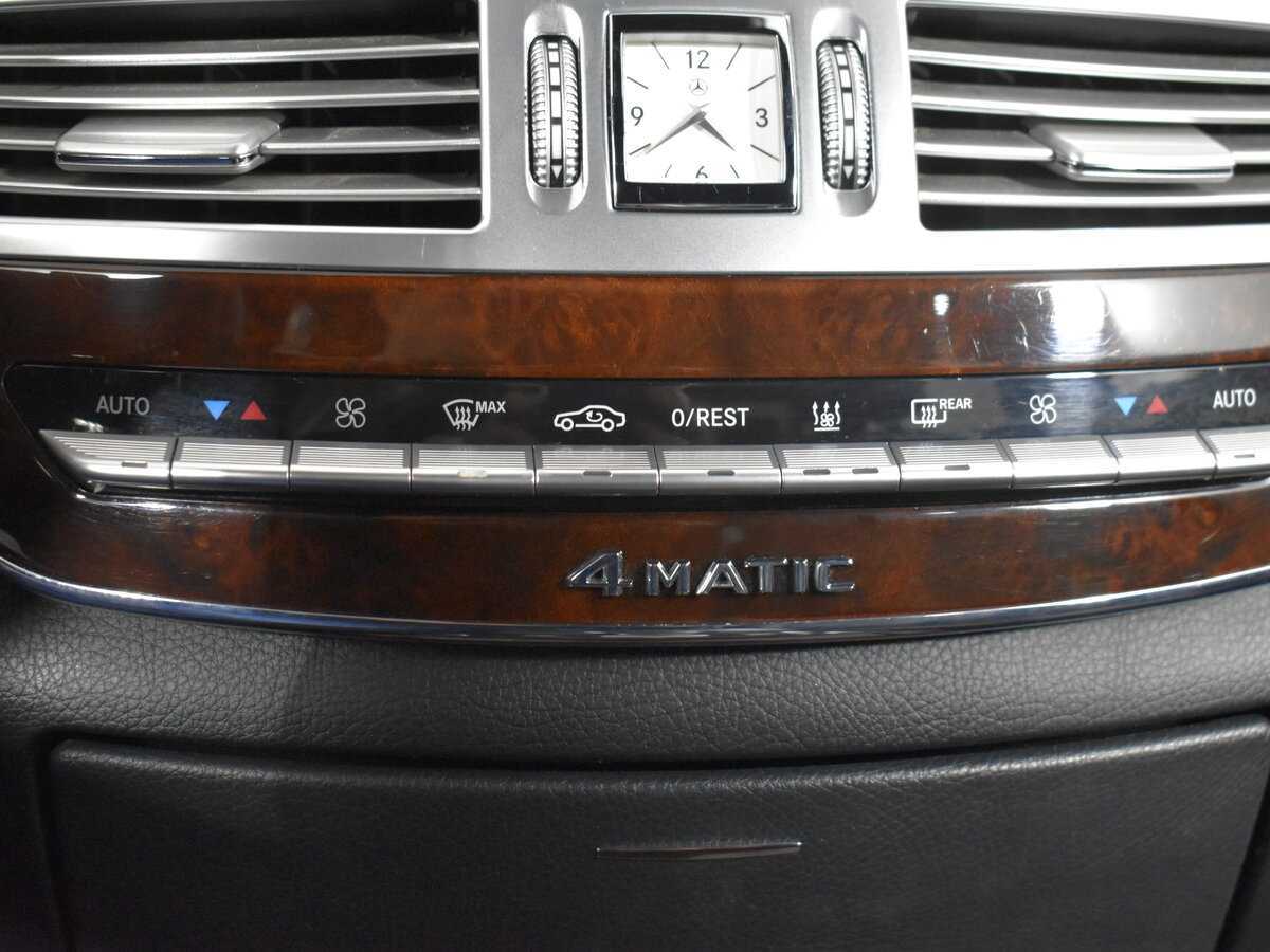 Mercedes-Benz S-Класс с пробегом — 2011 год. Фото: #16