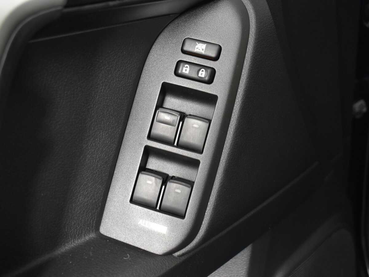 Toyota Land Cruiser Prado с пробегом — 2018 год. Фото: #7