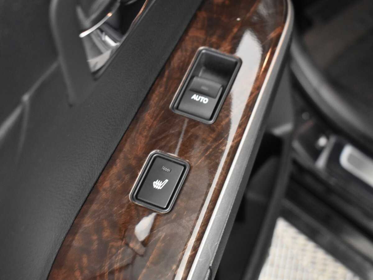 Toyota Camry с пробегом — 2017 год. Фото: #7