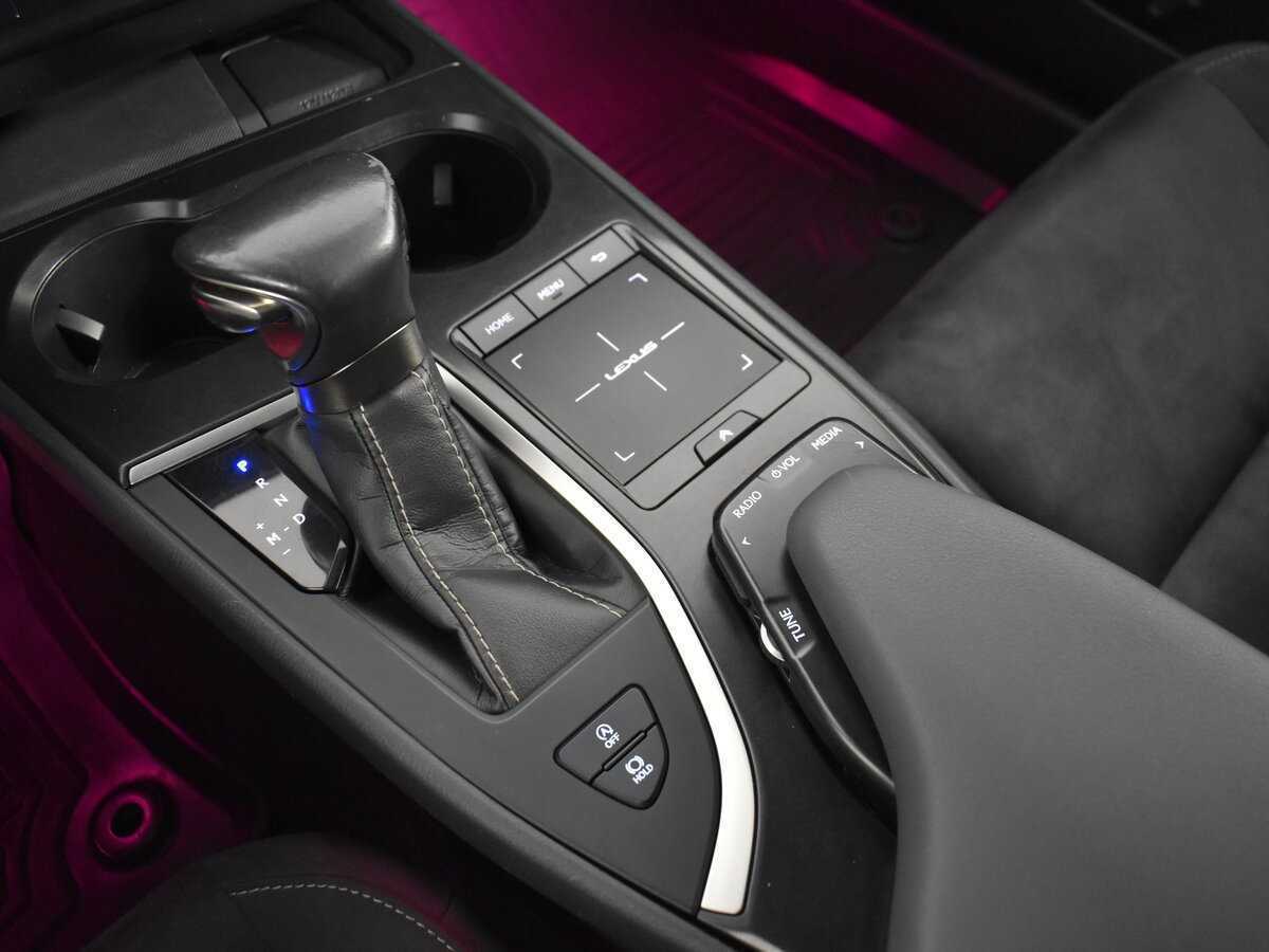 Lexus UX с пробегом — 2019 год. Фото: #12