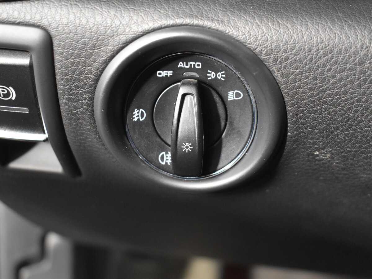 Porsche Cayenne с пробегом — 2013 год. Фото: #10