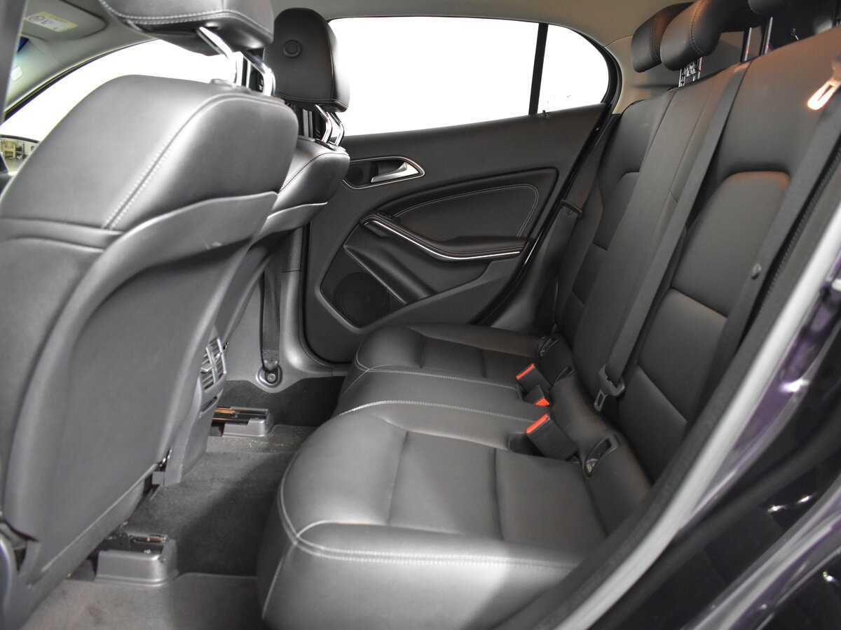 Mercedes-Benz GLA с пробегом — 2016 год. Фото: #6