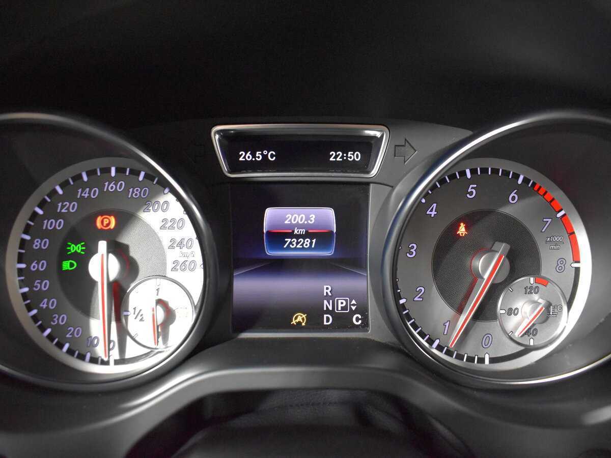 Mercedes-Benz GLA с пробегом — 2016 год. Фото: #14