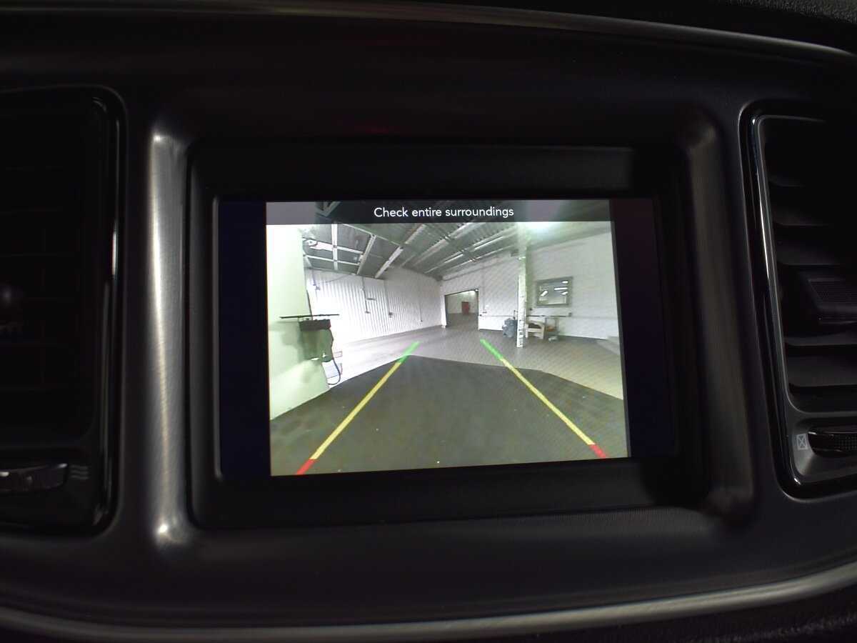 Dodge Challenger с пробегом — 2020 год. Фото: #15