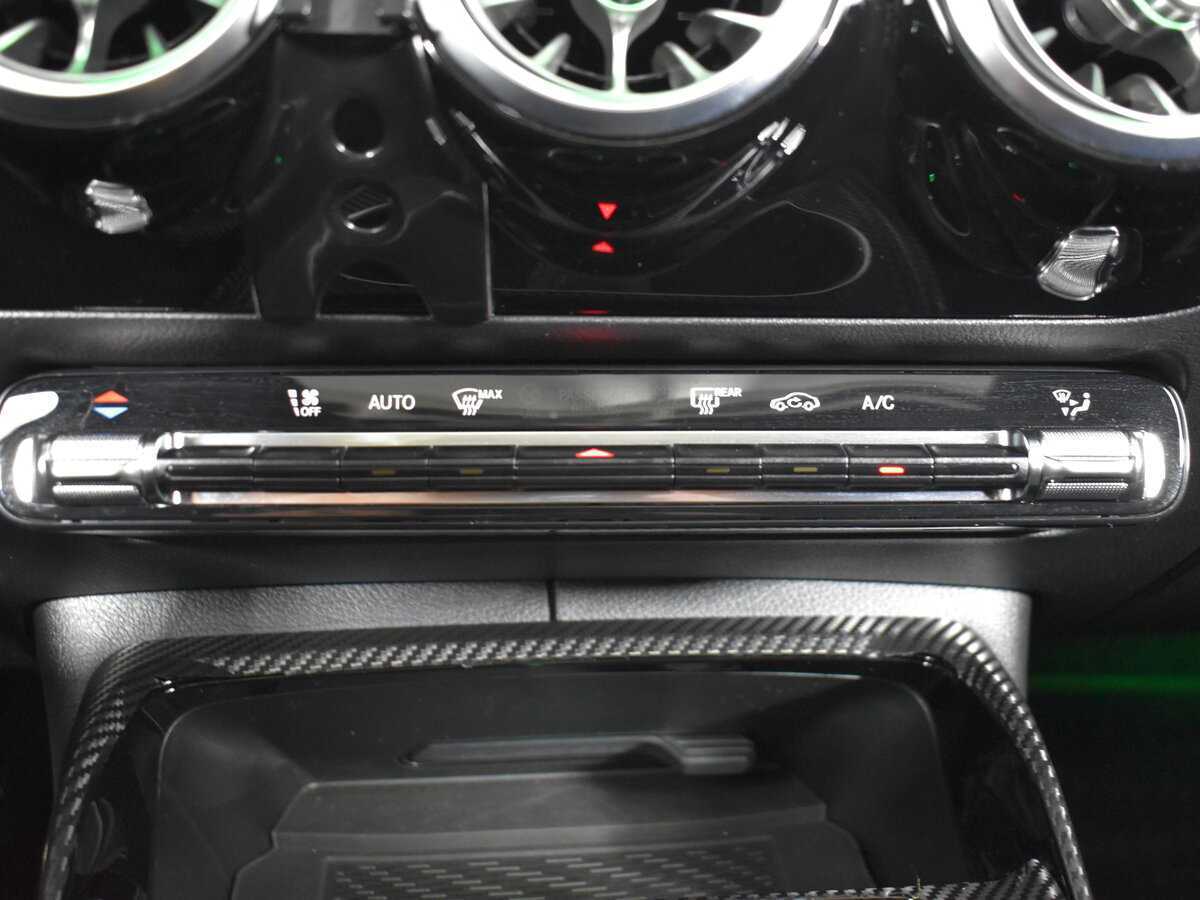 Mercedes-Benz A-Класс AMG с пробегом — 2020 год. Фото: #17