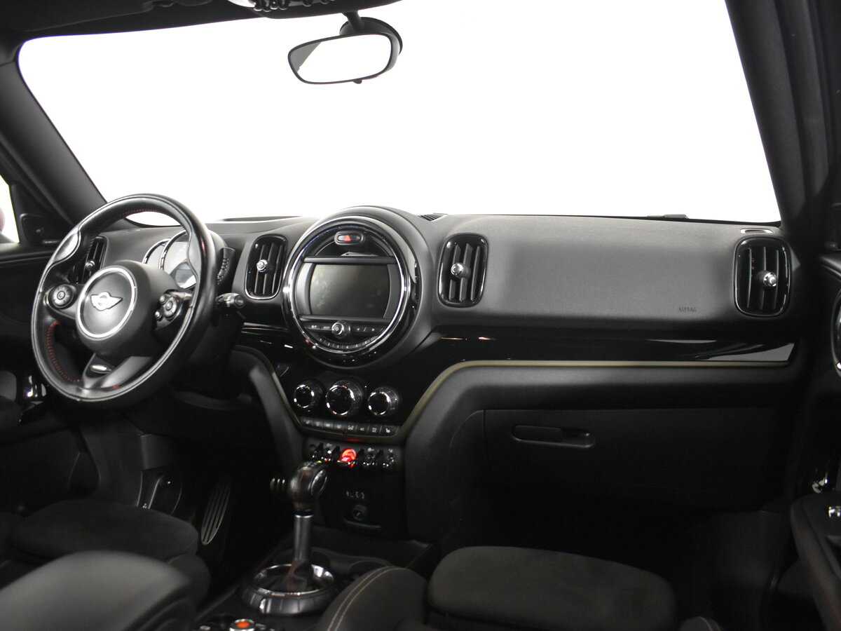 Mini Countryman с пробегом — 2017 год. Фото: #12