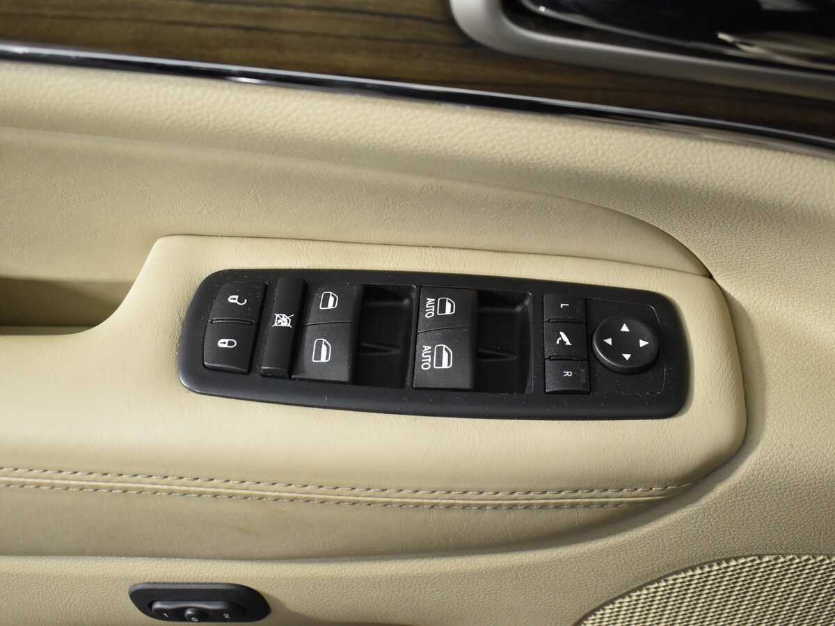 Jeep Grand Cherokee с пробегом — 2016 год. Фото: #9