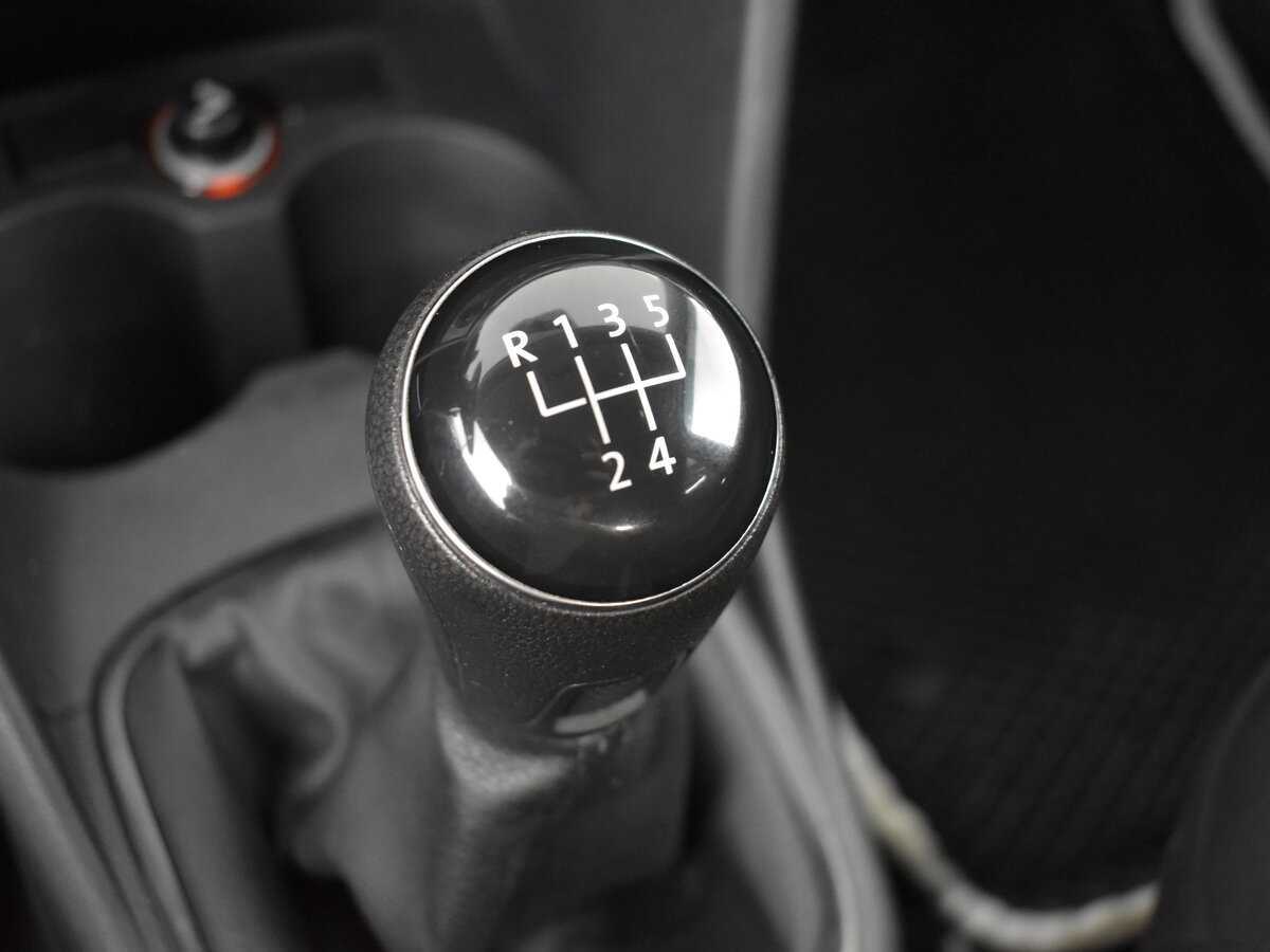 Volkswagen Polo с пробегом — 2014 год. Фото: #11