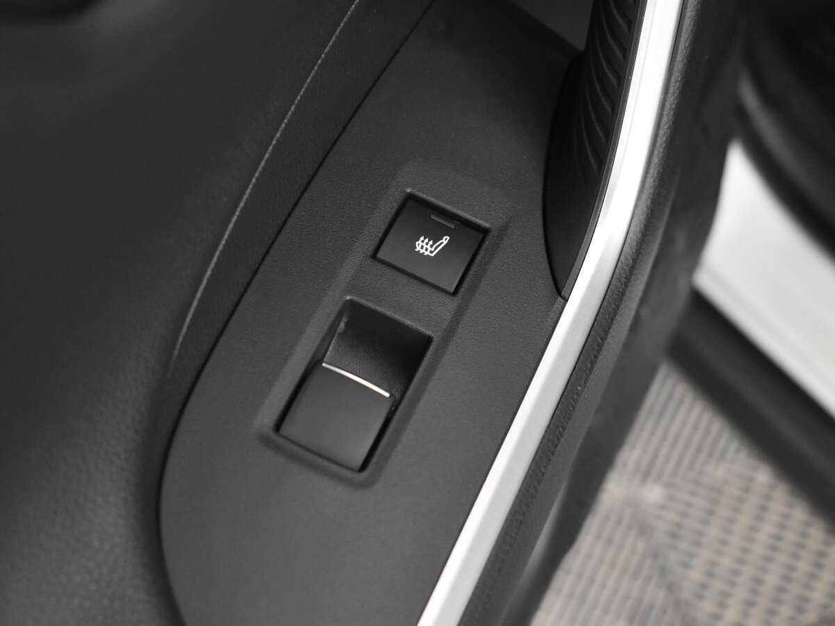 Toyota RAV4 с пробегом — 2021 год. Фото: #9