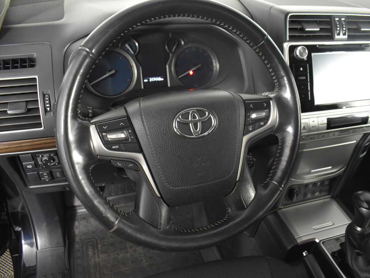 Toyota Land Cruiser Prado с пробегом — 2018 год. Фото: #11