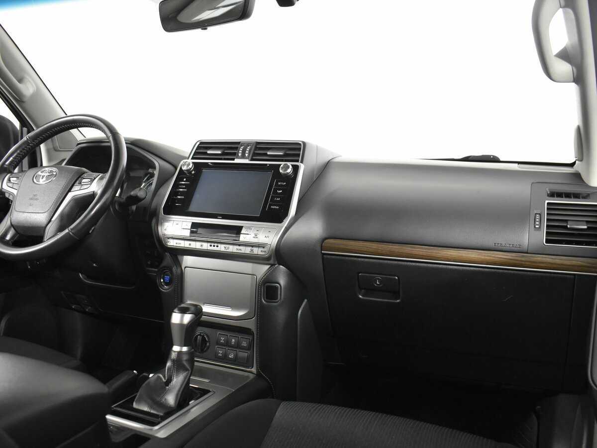 Toyota Land Cruiser Prado с пробегом — 2018 год. Фото: #14