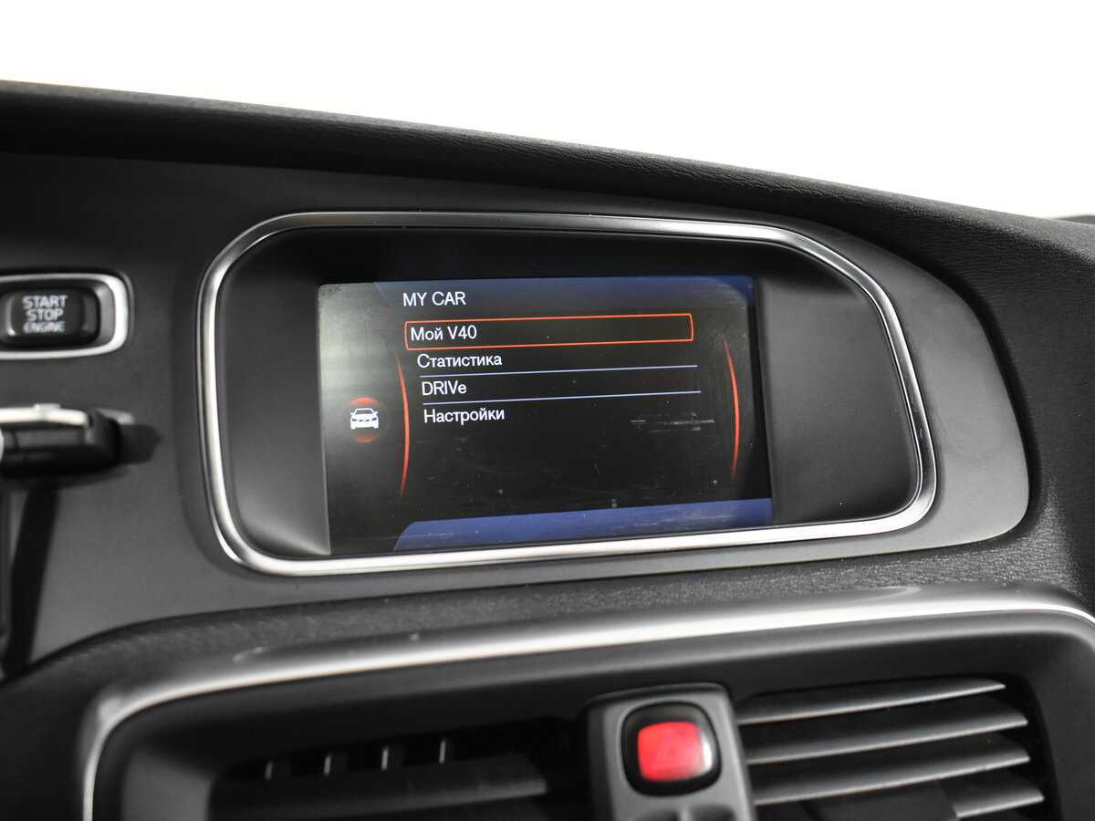 Volvo V40 Cross Country с пробегом — 2013 год. Фото: #20