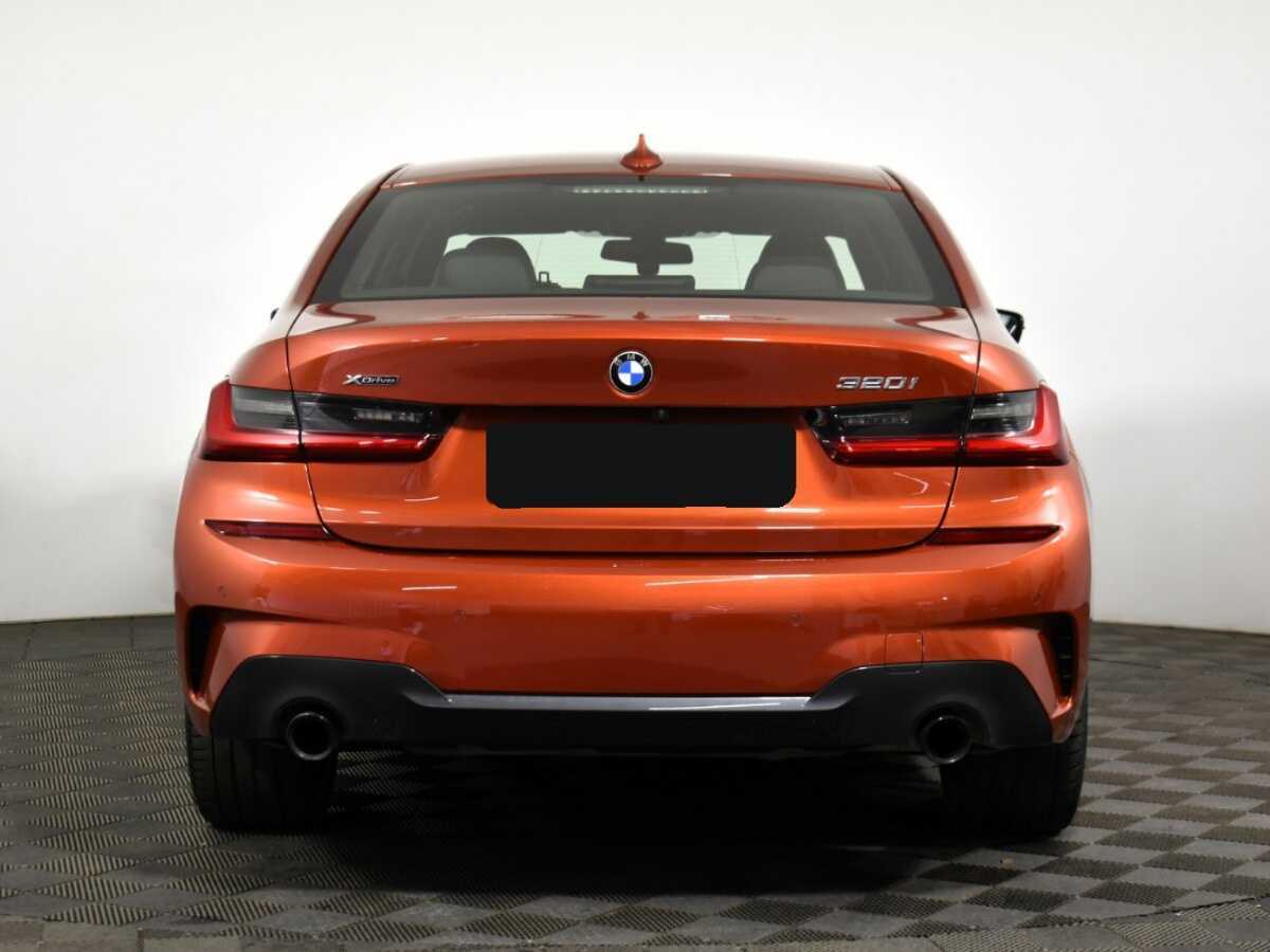 BMW 3 серии с пробегом — 2020 год. Фото: #4