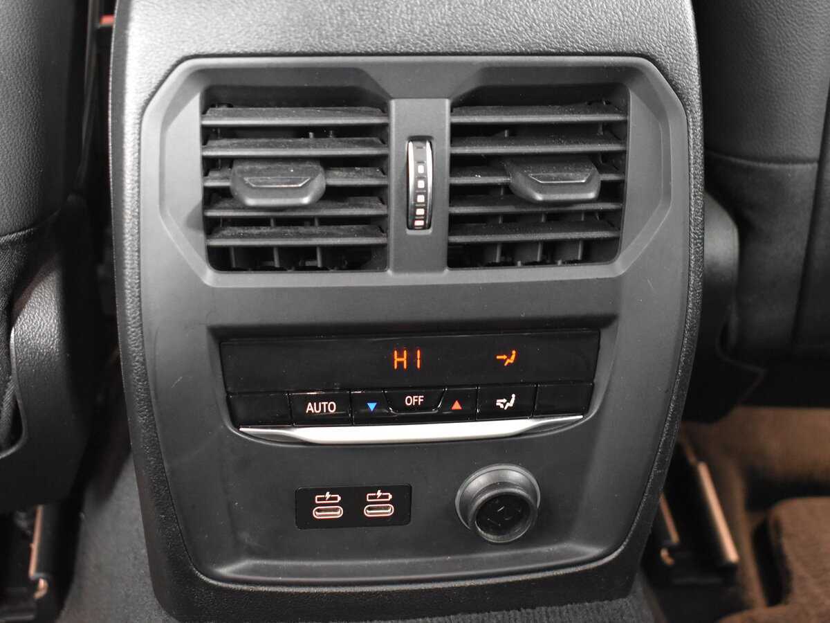 BMW 3 серии с пробегом — 2020 год. Фото: #21