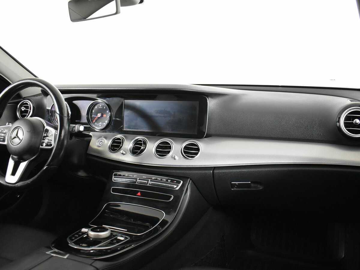 Mercedes-Benz E-Класс с пробегом — 2018 год. Фото: #12