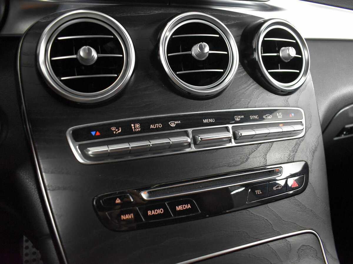 Mercedes-Benz GLC Coupe с пробегом — 2017 год. Фото: #15