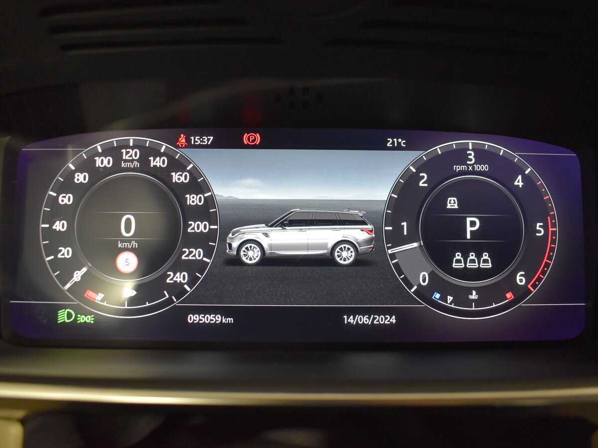 Land Rover Range Rover Sport с пробегом — 2018 год. Фото: #16
