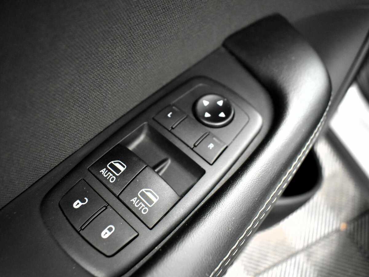 Dodge Challenger с пробегом — 2020 год. Фото: #6