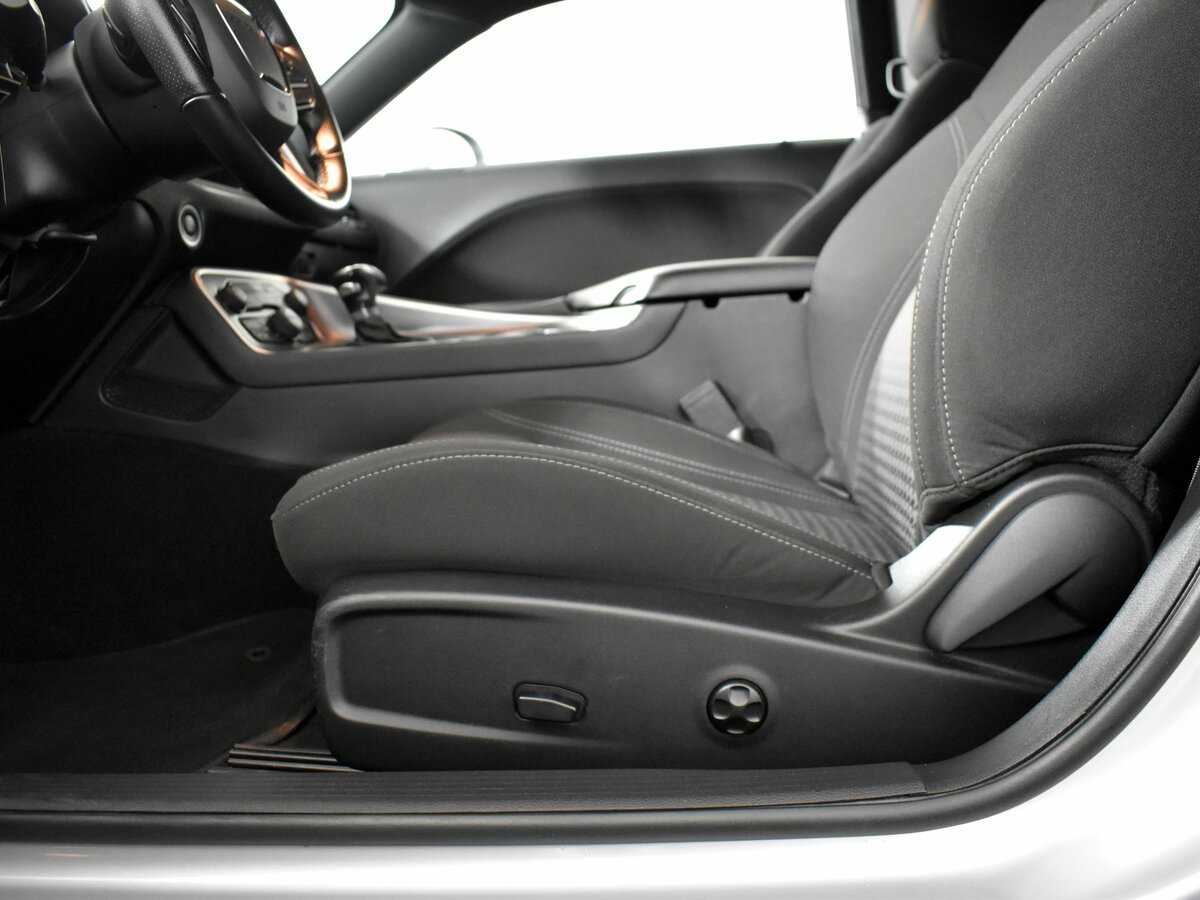 Dodge Challenger с пробегом — 2020 год. Фото: #7