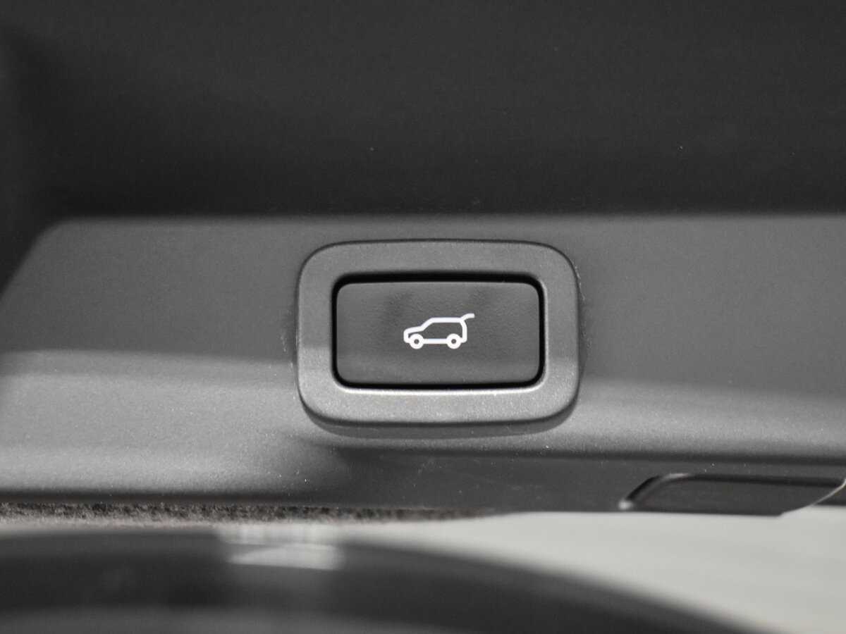 Land Rover Range Rover Sport с пробегом — 2020 год. Фото: #6