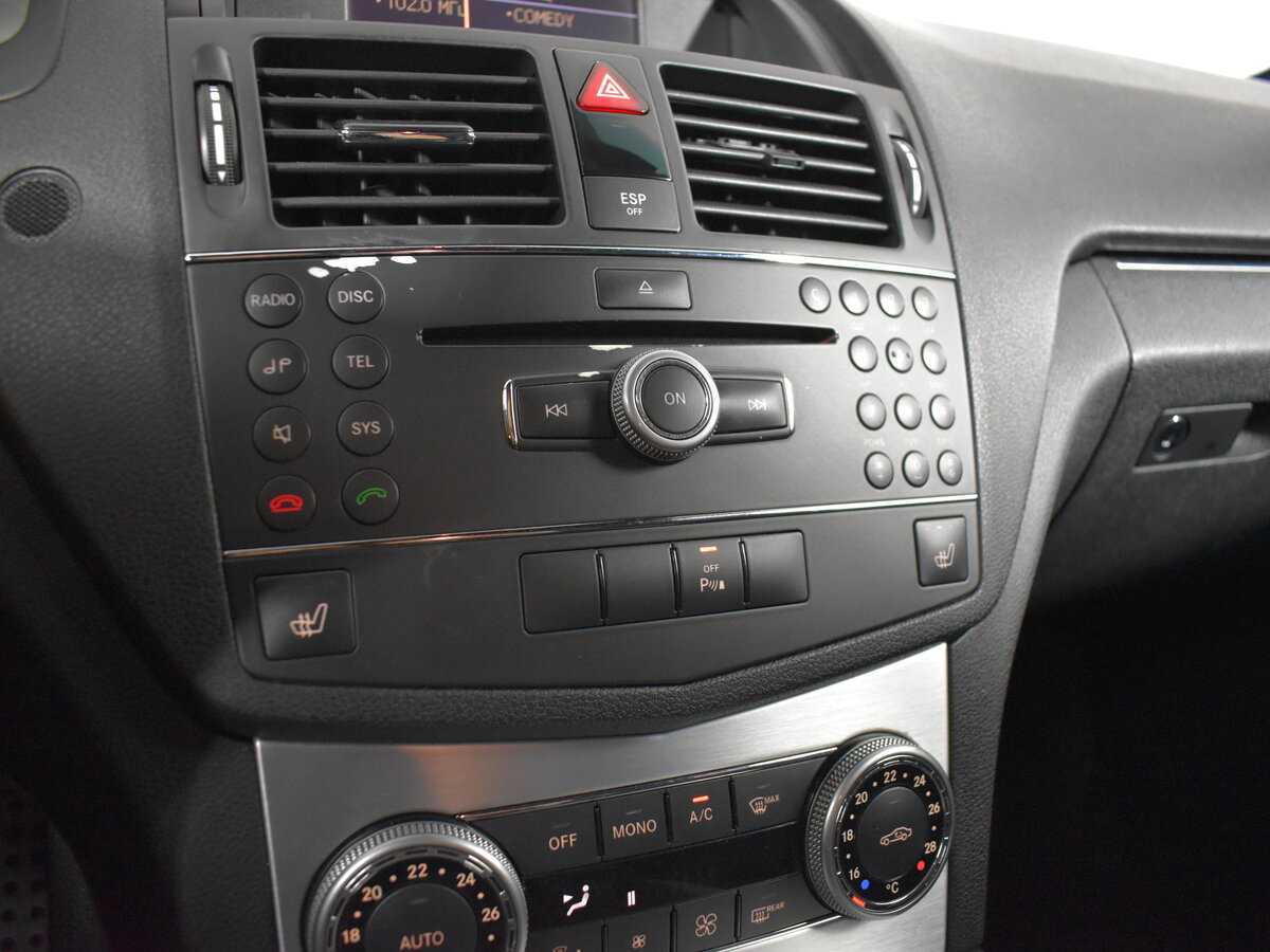 Mercedes-Benz C-Класс с пробегом — 2009 год. Фото: #19