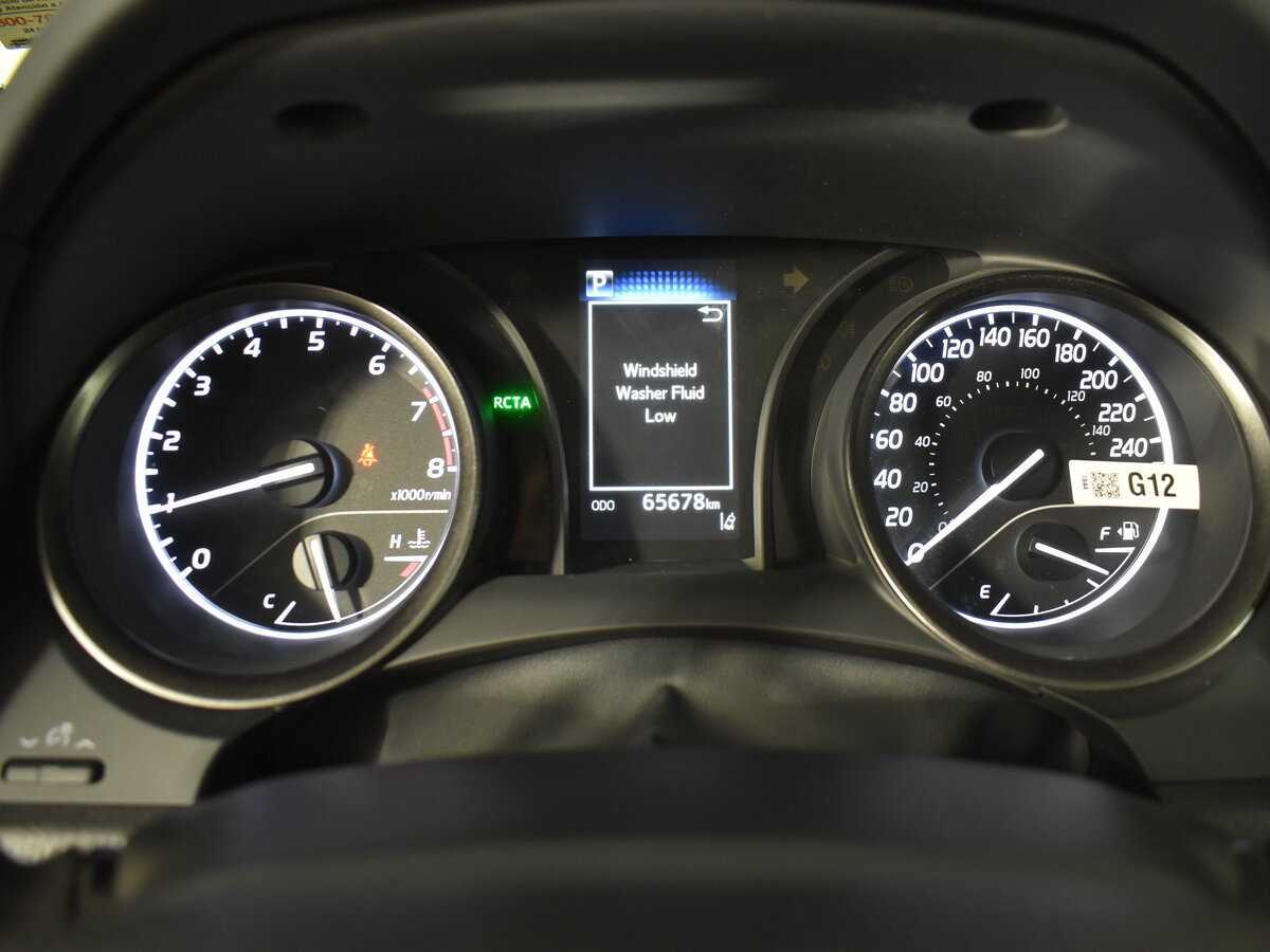 Toyota Camry с пробегом — 2022 год. Фото: #14