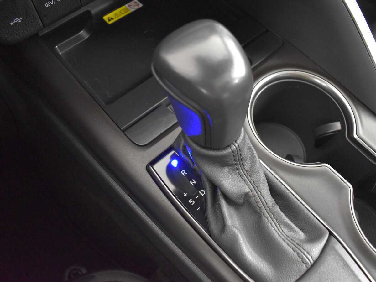 Toyota Camry с пробегом — 2022 год. Фото: #18