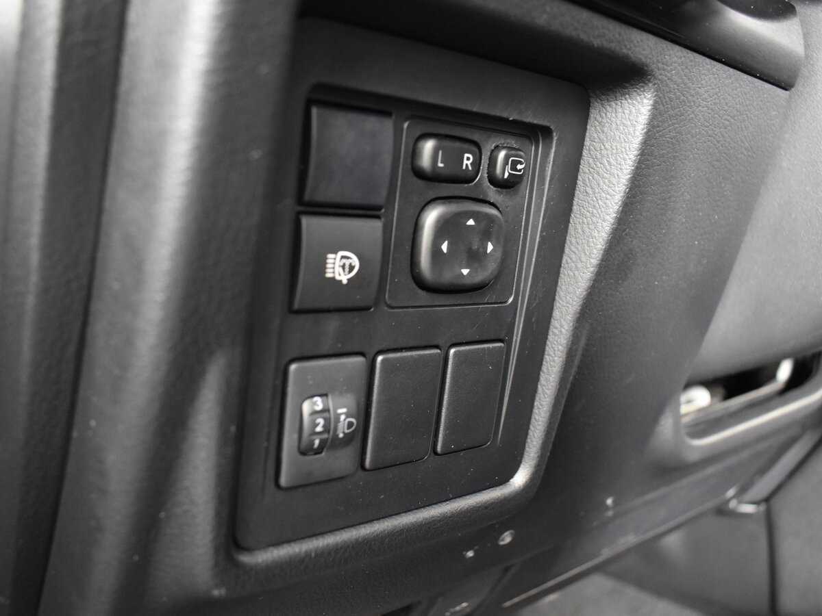 Toyota Land Cruiser Prado с пробегом — 2018 год. Фото: #7