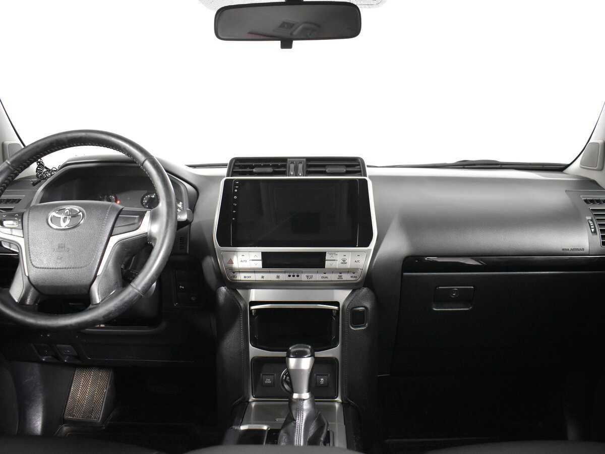 Toyota Land Cruiser Prado с пробегом — 2018 год. Фото: #9
