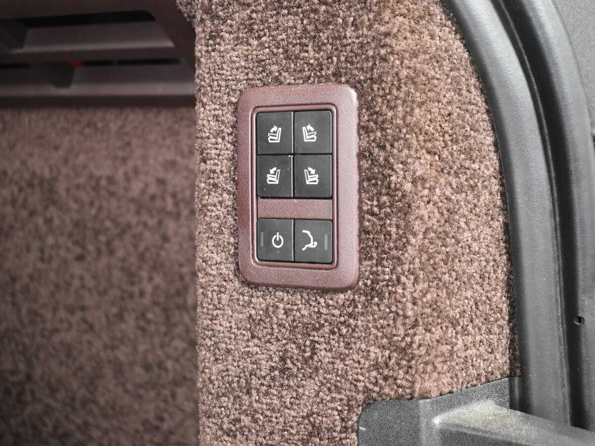 Land Rover Range Rover с пробегом — 2013 год. Фото: #6