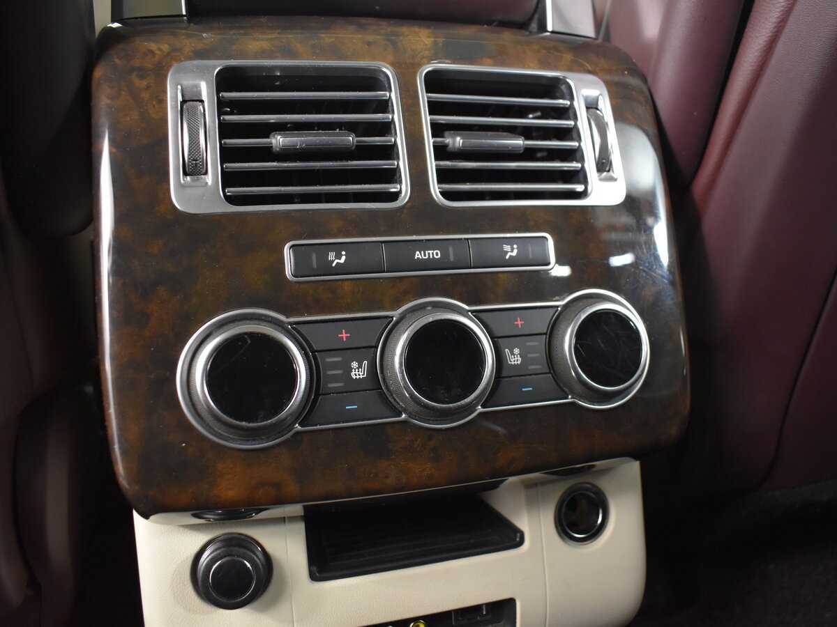 Land Rover Range Rover с пробегом — 2013 год. Фото: #9