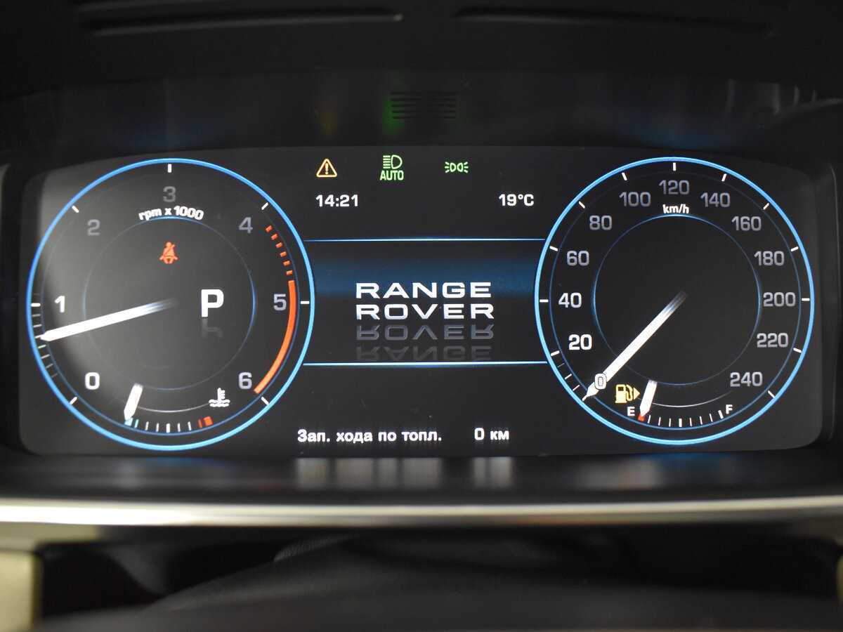 Land Rover Range Rover с пробегом — 2013 год. Фото: #15