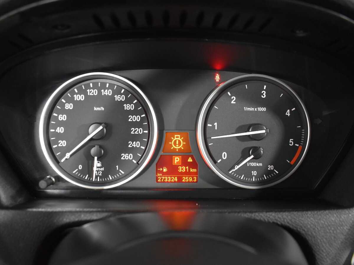 BMW X5 с пробегом — 2011 год. Фото: #6