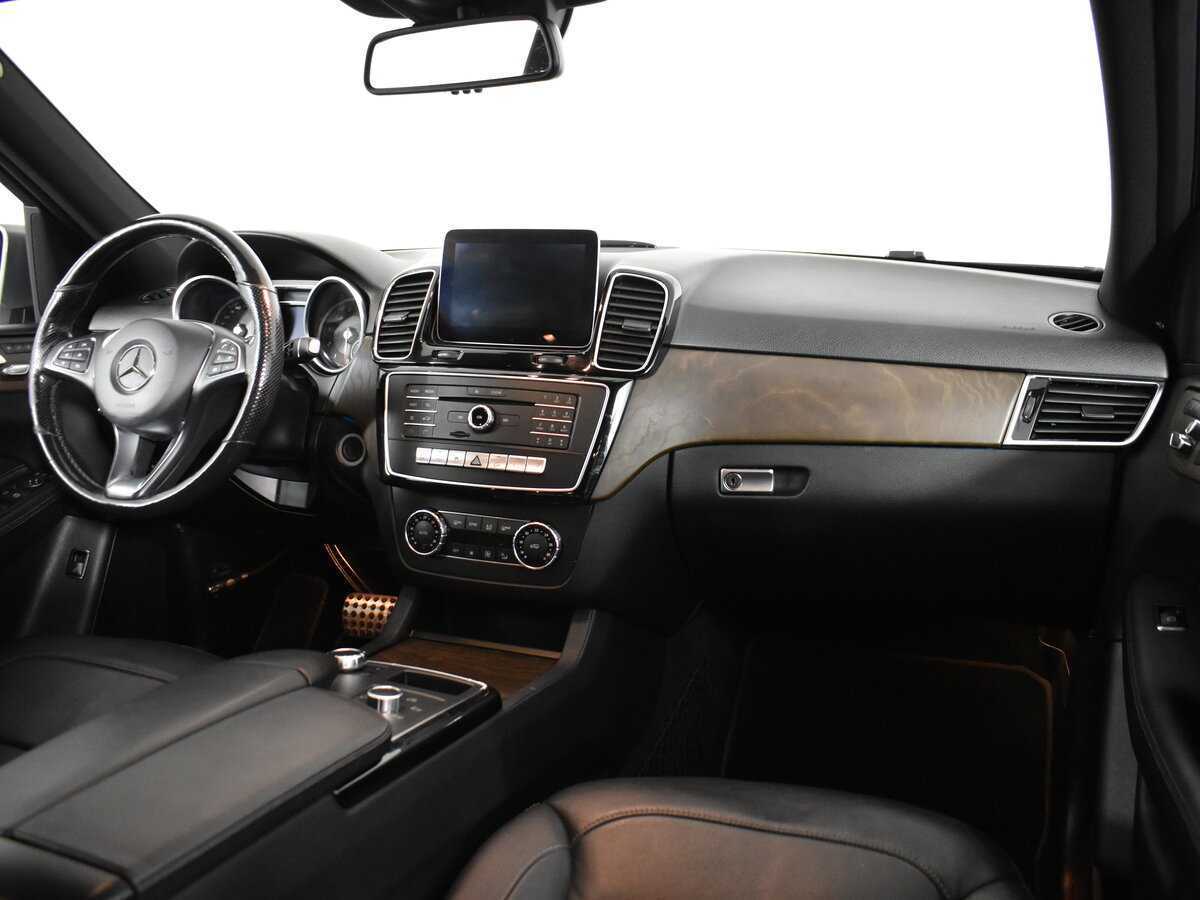 Mercedes-Benz GLE с пробегом — 2016 год. Фото: #10