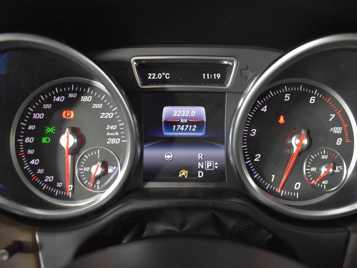 Mercedes-Benz GLE с пробегом — 2016 год. Фото: #12