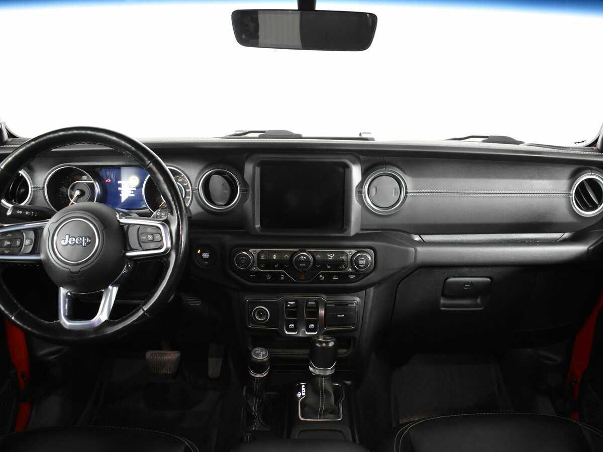 Jeep Wrangler с пробегом — 2021 год. Фото: #12