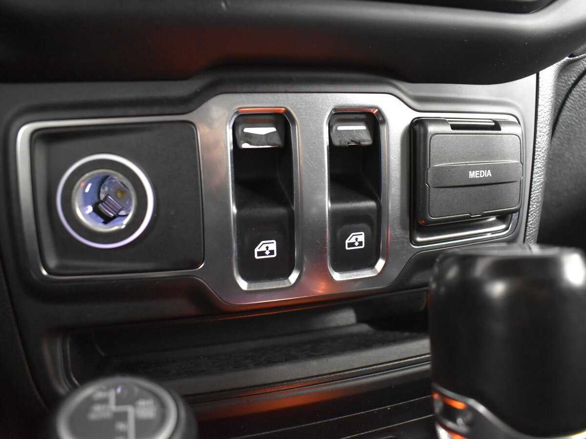 Jeep Wrangler с пробегом — 2021 год. Фото: #19