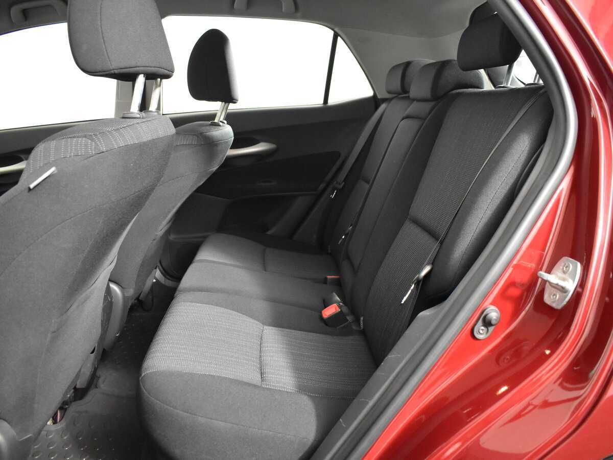 Toyota Auris с пробегом — 2007 год. Фото: #6