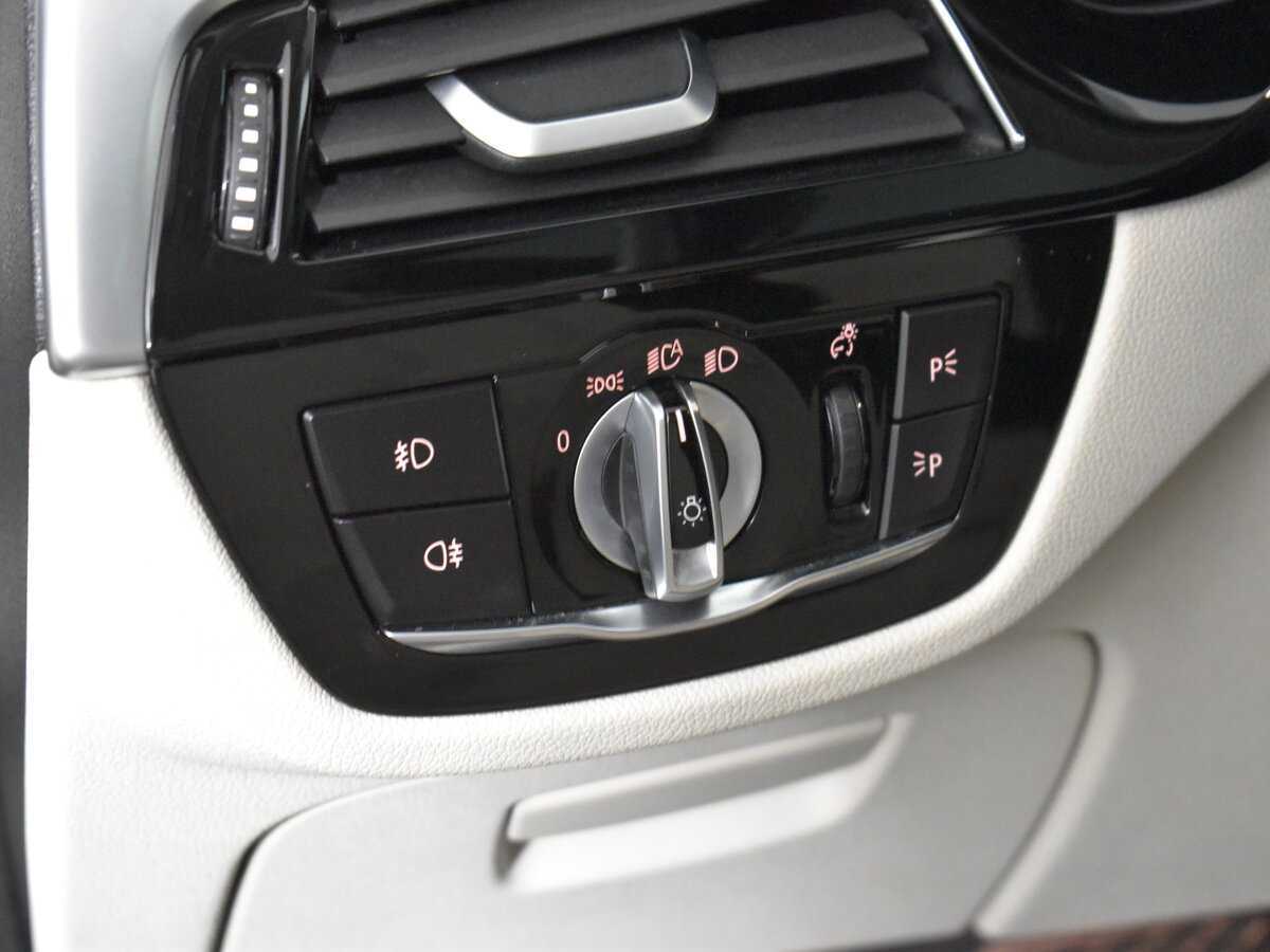 BMW 5 серии с пробегом — 2018 год. Фото: #9