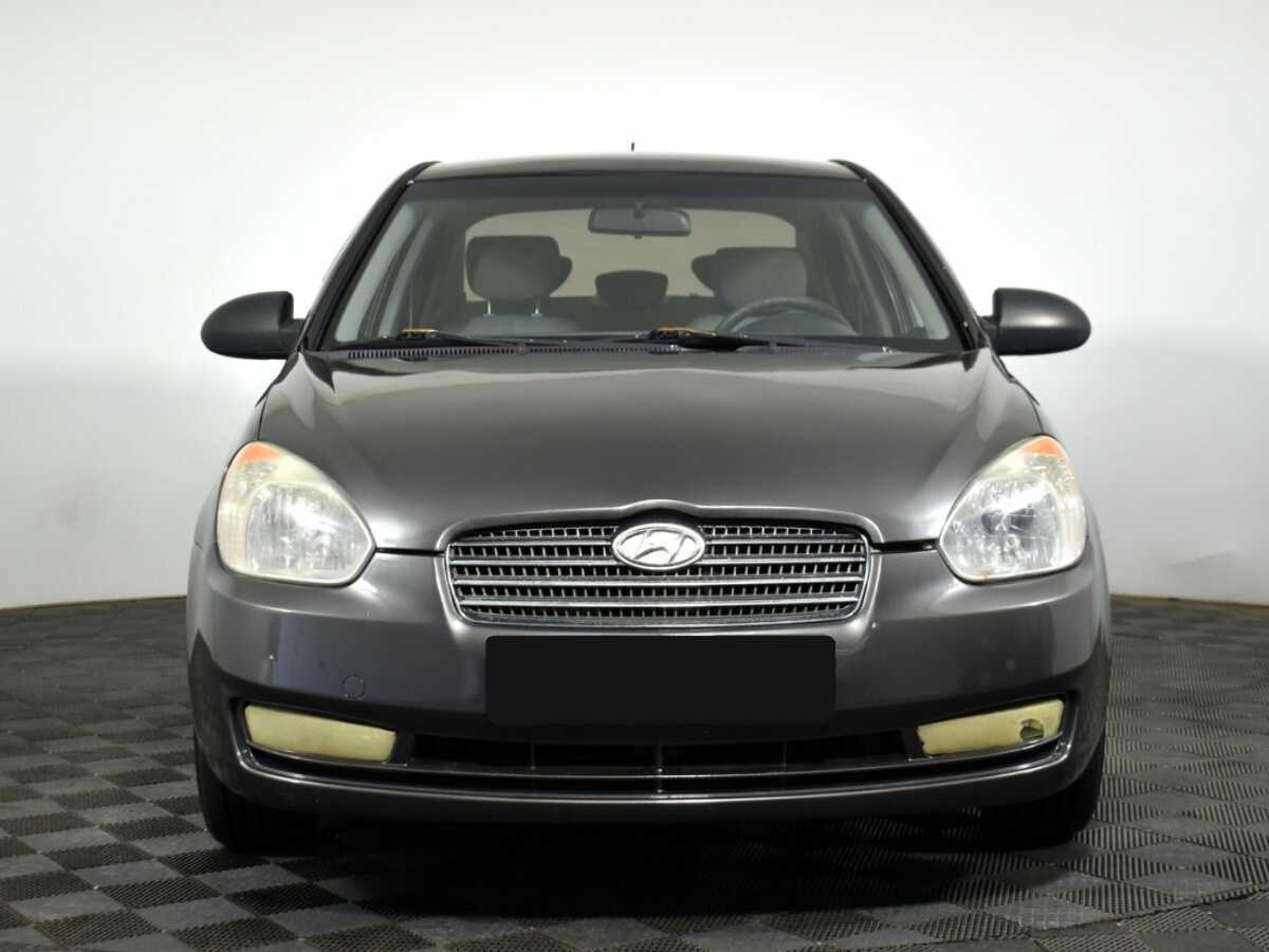 Hyundai Verna с пробегом — 2007 год. Фото: #1