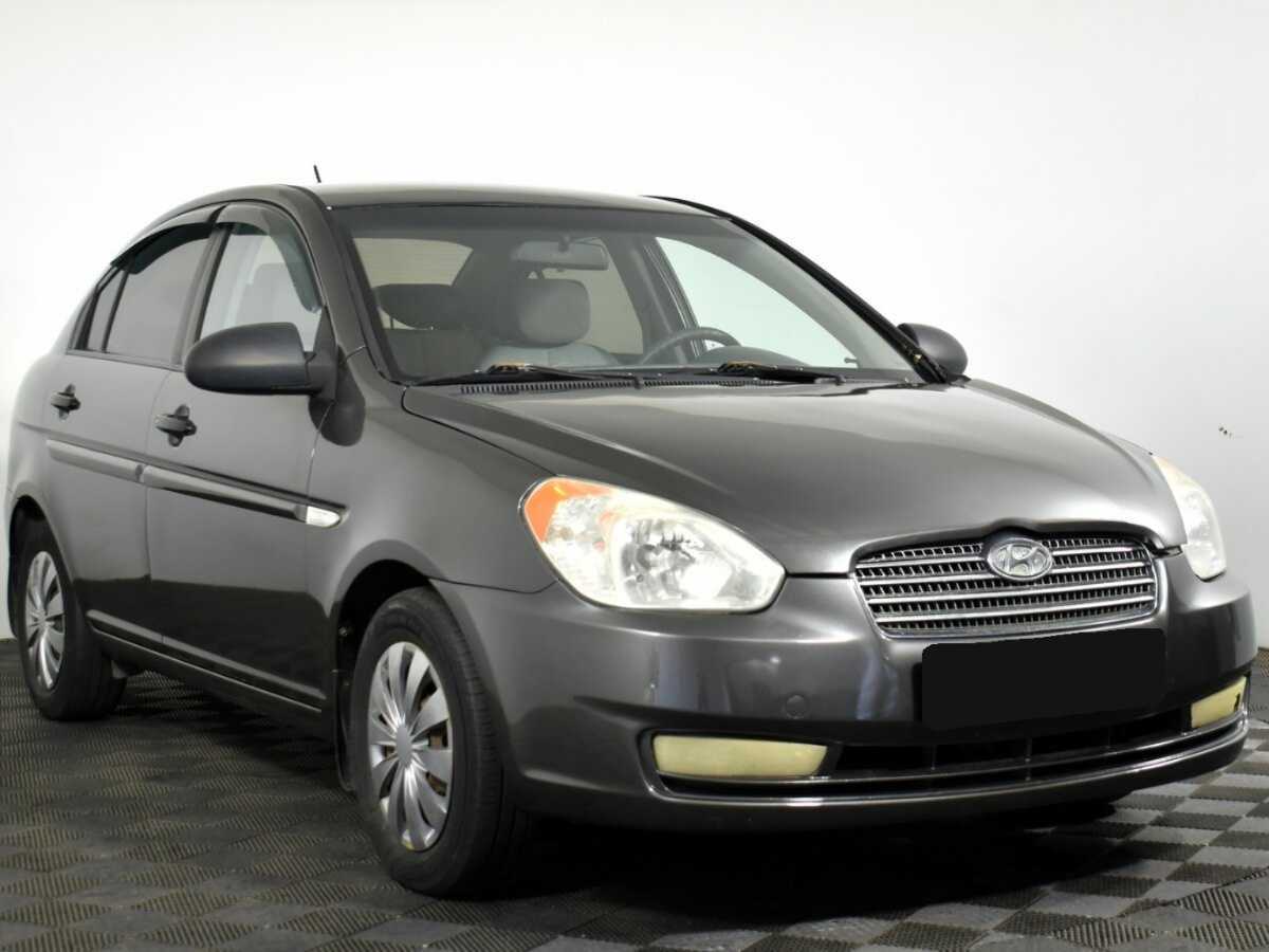 Hyundai Verna с пробегом — 2007 год. Фото: #2